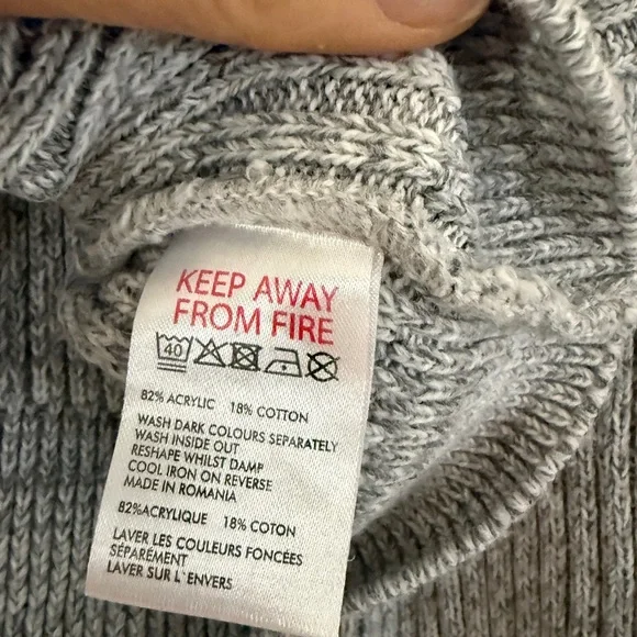 Urban outfitter Sweater m - Picture 4 of 4